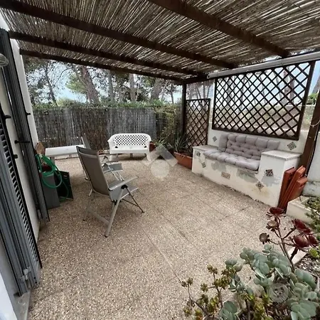 Cala Lupo, 400m Dalla Stintino