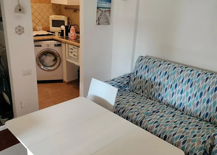 Cala Lupo, 400m Dalla Daire *