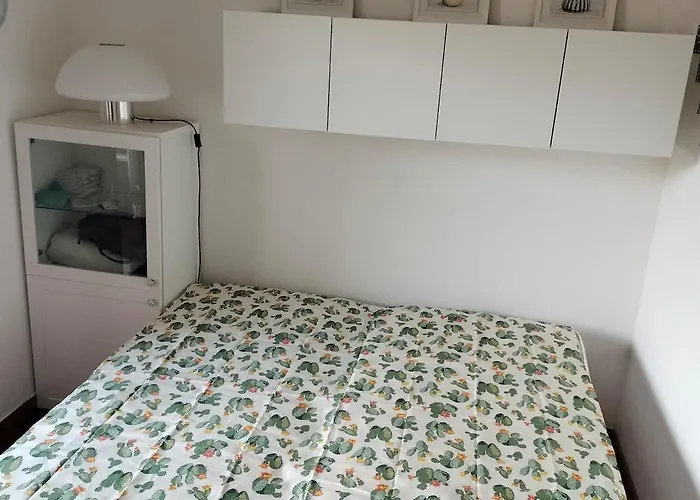 Daire Cala Lupo, 400m Dalla