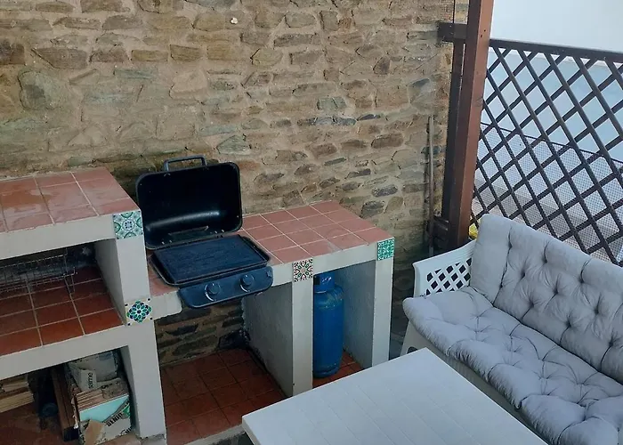 Cala Lupo, 400m Dalla Daire *